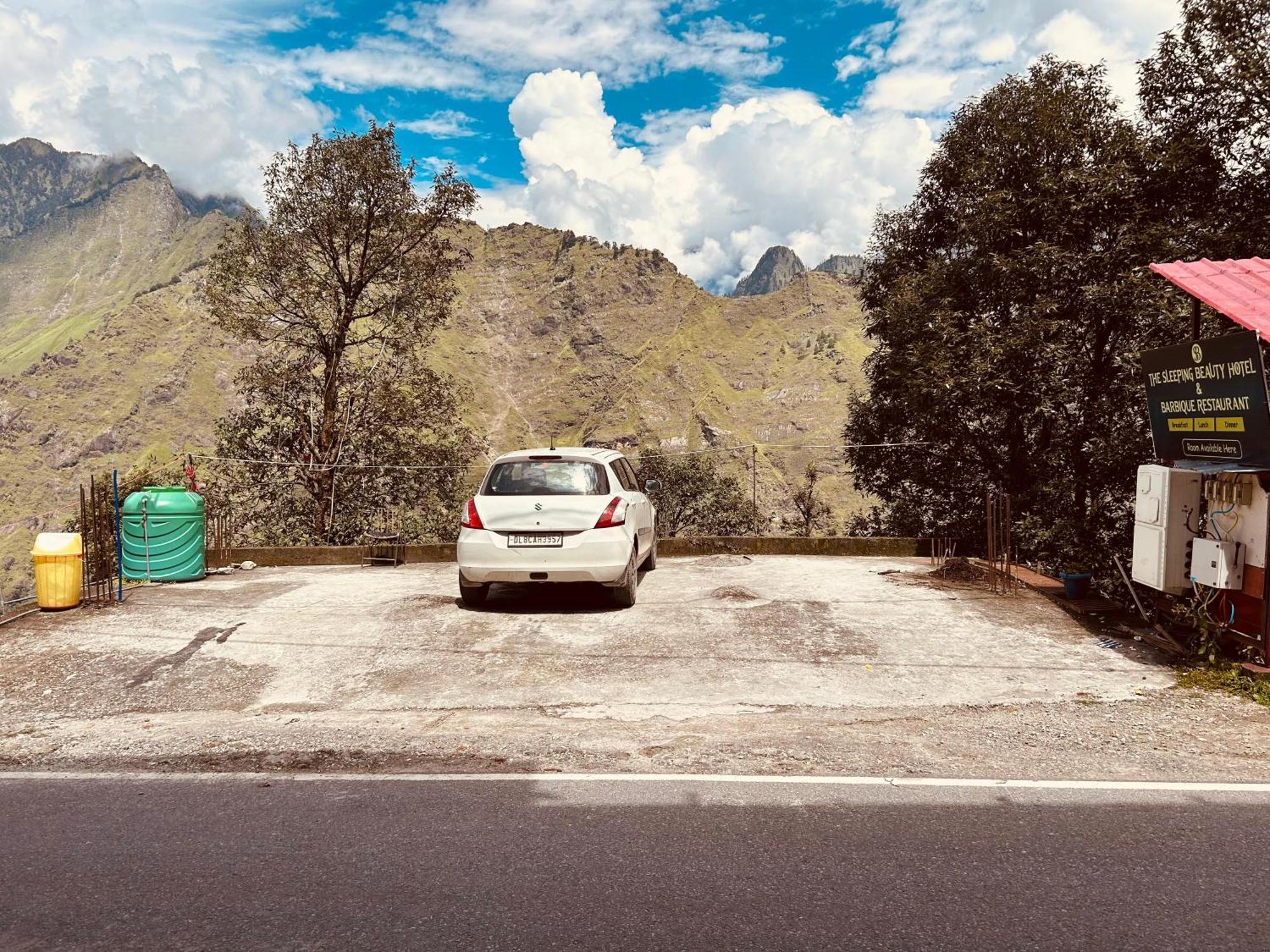 Sleeping Beauty Hotel Moutain View Property Joshimath Luaran gambar