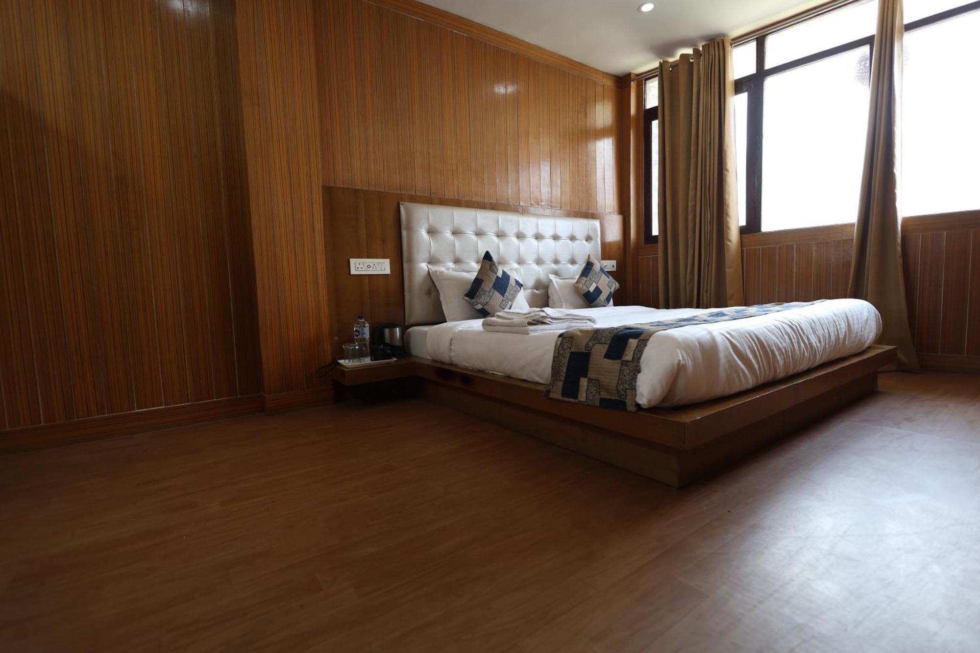 Sleeping Beauty Hotel Moutain View Property Joshimath Luaran gambar