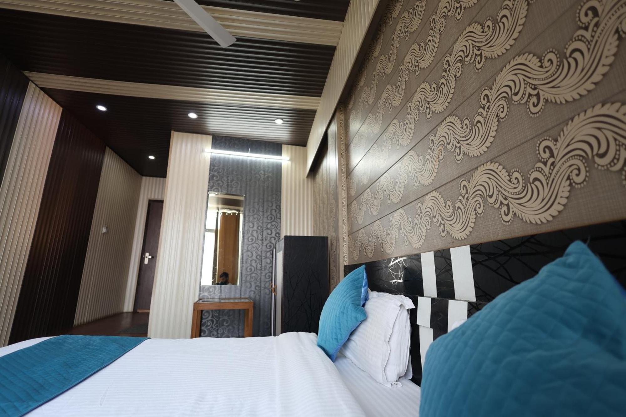 Sleeping Beauty Hotel Moutain View Property Joshimath Luaran gambar
